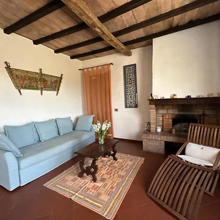 L'aiolina Apartment *